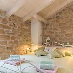 Nonni-romantic Stone House *