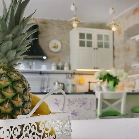 בית נופש Nonni-romantic Stone House Višnjan