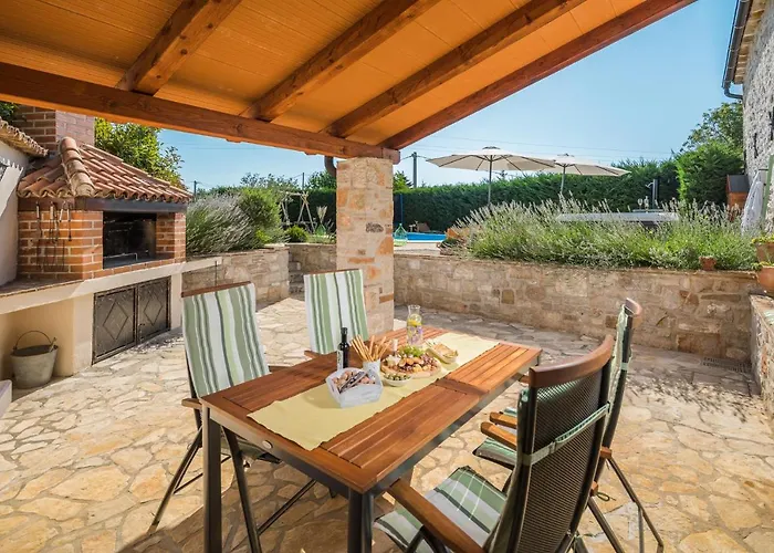 Nonni-romantic Stone House Σπίτι διακοπών *