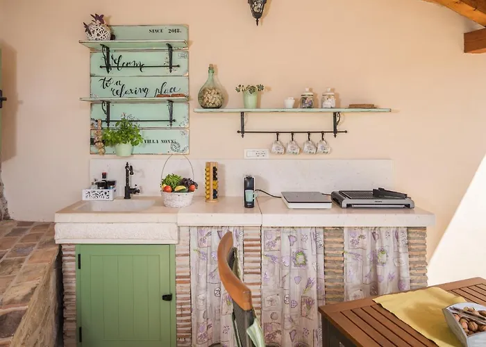 Nonni-romantic Stone House Feriehus *