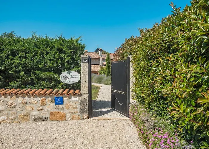 Feriehus Nonni-romantic Stone House Višnjan