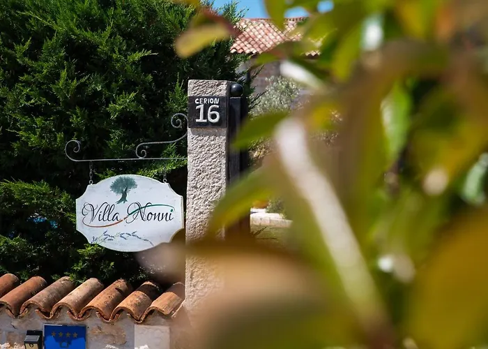 Feriehus Nonni-romantic Stone House