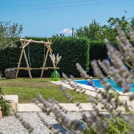 Holiday home Nonni-romantic Stone House *