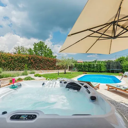 Holiday home Nonni-romantic Stone House Visnjan